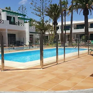 https://paradise-club-oasis.in-canary-islands.com
