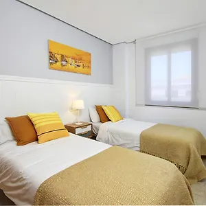 https://primera-linea-de-playa-con-parking-y-wifi.es-andalucia.com
